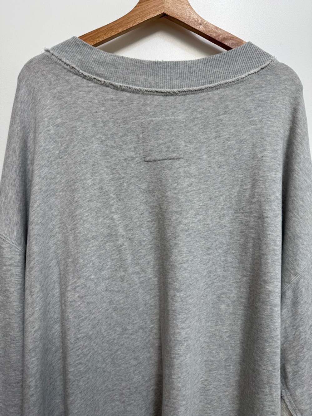 Aerie Vacay Everyday V-Neck Sweatshirt Women’s XXL Oversized Loungewear Travel - Picture 8 of 12